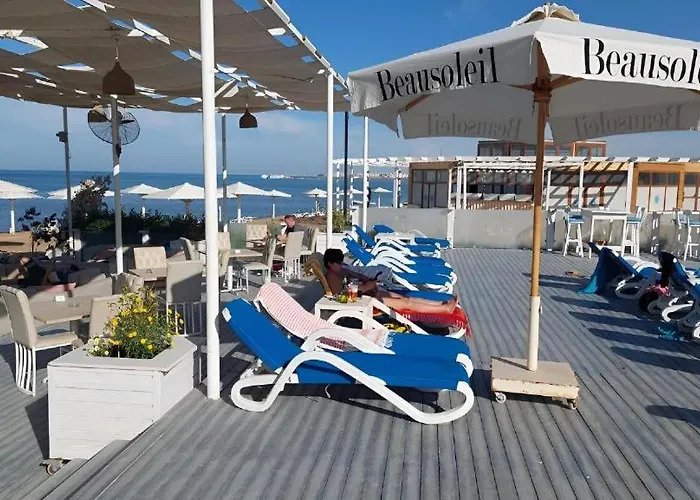 Apartmanhotel Selena Bay With Private - Voyage De Reve 3*