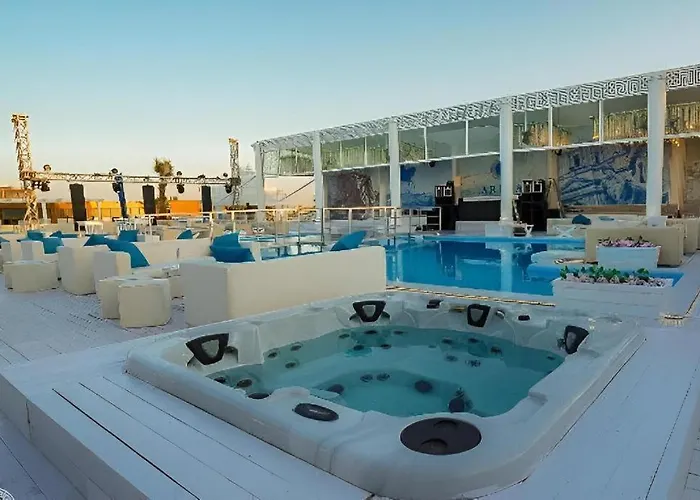 Selena Bay With Private - Voyage De Reve Apartmanhotel 3*
