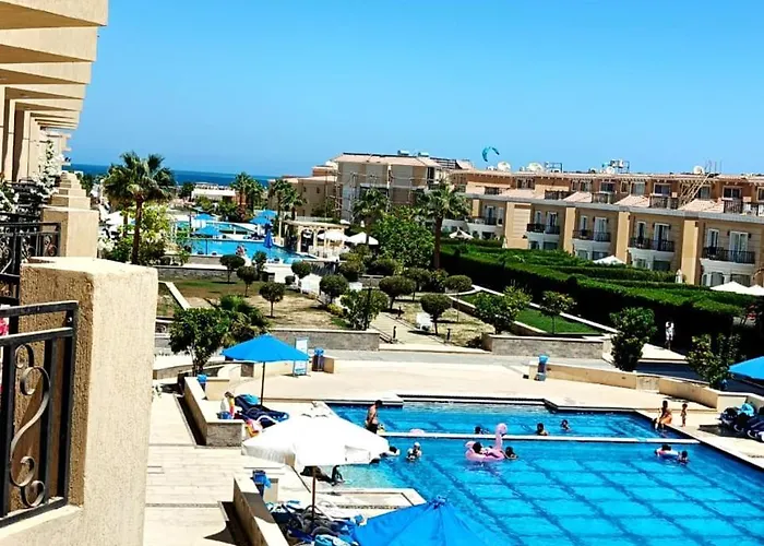 Apartmanhotel Selena Bay With Private - Voyage De Reve